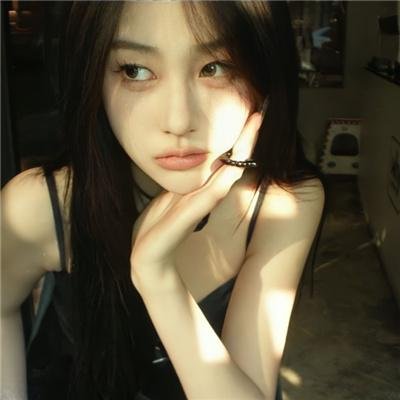 双面艾莉丝